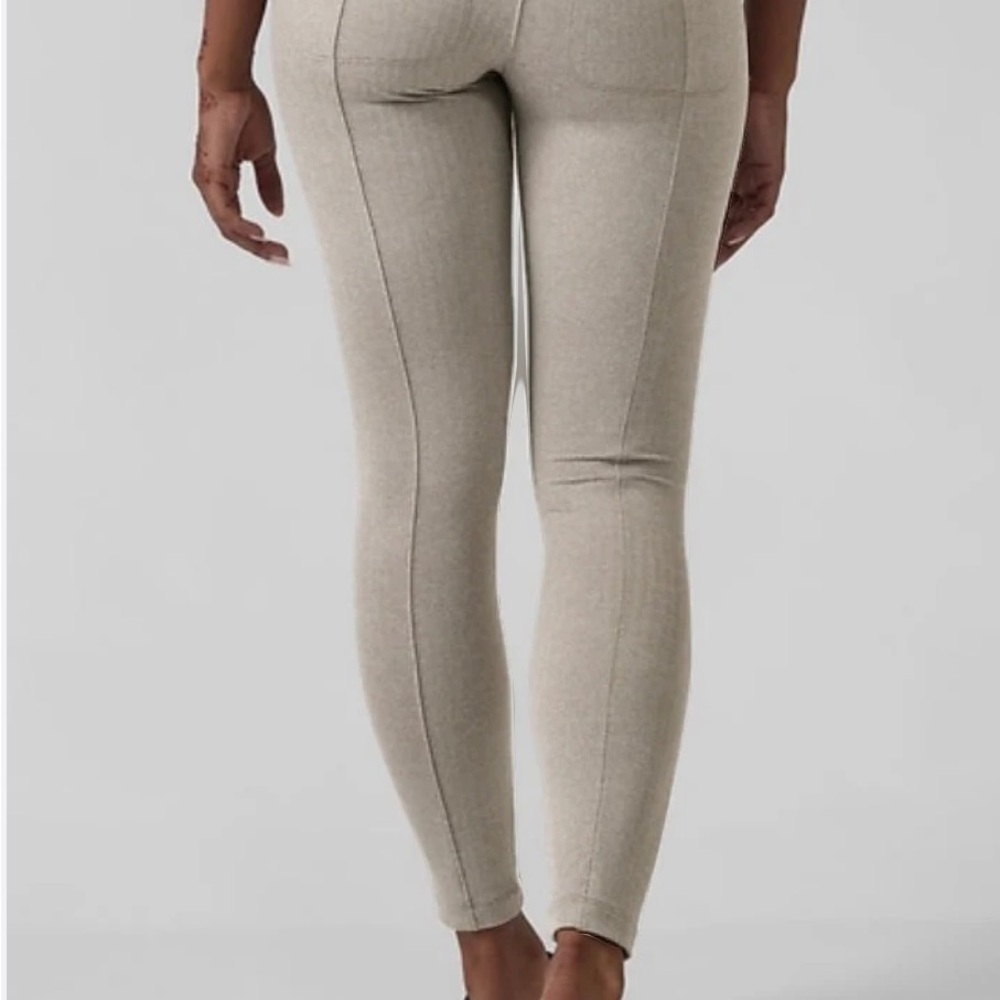 Sold out online NWT Athleta Delancey Herringbone Tight S Tan